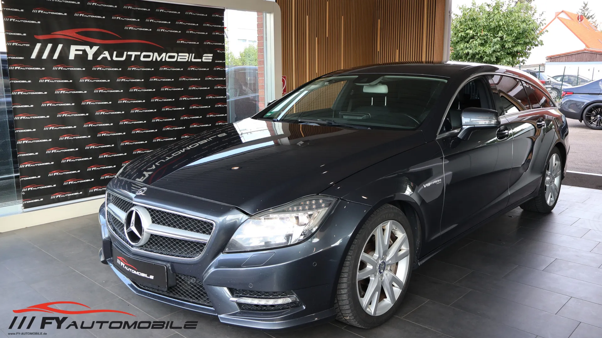 Mercedes-Benz CLS 500 Shooting Brake BlueEfficiency 4Matic AMG